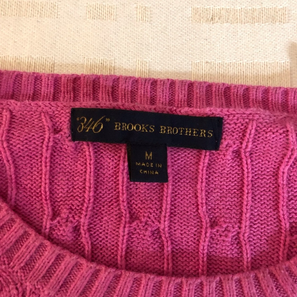 Brooks Brothers Pink Cable knit sweater. Size M